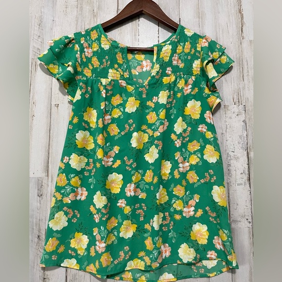 Pleione Blouse Womens Size Small Short Sleeve Green Floral - Picture 1 of 7